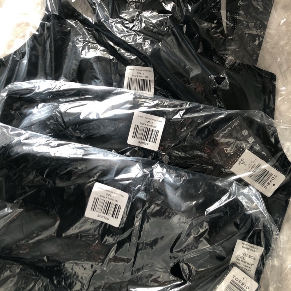 Torrid Women's Black Longline Wicking Sports Bra - Picture 5 of 7